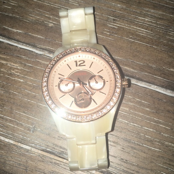 Fossil Watch - Picture 1 of 1